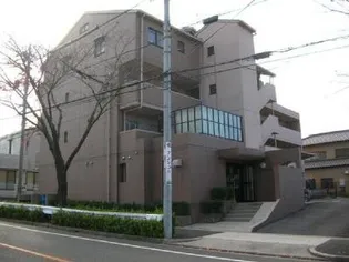 クレストコートの画像