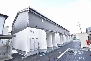 コンフォール茨島【106号室】の間取り