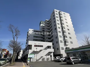 グリーンキャピタル南大通【204号室】の間取り
