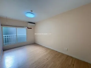 ドリームK・山王【103号室】の居間