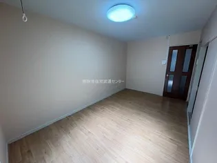 ドリームK・山王【103号室】の居間