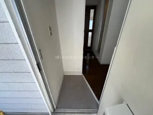 ドリームK・山王【206号室】の玄関