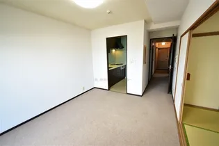 ライオンズマンション山王第2【803号室】の居間