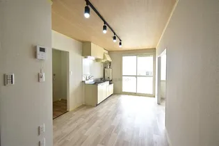 アートヒルズ日吉【203号室】の居間