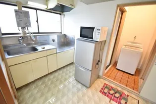 メープルオーク1【105号室】の居間