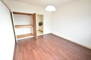 メープルオーク2【210号室】の寝室