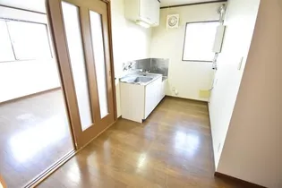 ベアフルート三千刈【202号室】の居間