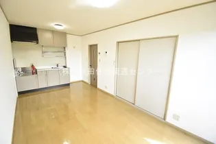 カーサみその【102号室】の居間