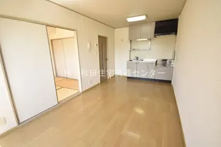 カーサみその【103号室】の居間