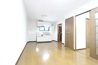 コーポ保戸野【205号室】の居間