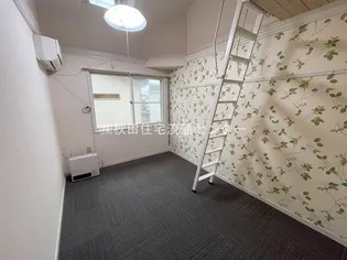 ライフキャップ泉【206号室】の居間