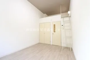 オリオンハイツ【107号室】の居間