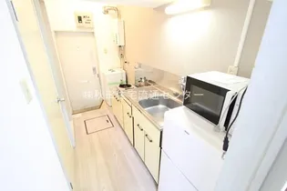 オリオンハイツ【107号室】のキッチン