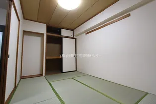 トーカンマンション千秋【303号室】の寝室