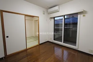 トーカンマンション千秋【303号室】の居間