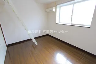 ピアネス千秋【203号室】の居間