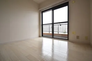 朝日プラザ秋田中央【5階】の居間