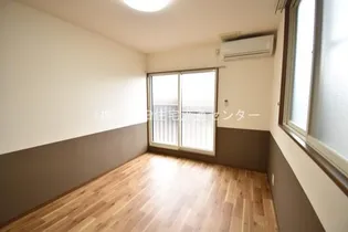 パークハイムⅡ【103号室】の居間