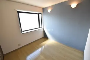 メゾン・ド・マリアージュ I棟【1階】の寝室