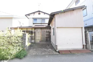 秋田県横手市八幡字石町【一戸建】の間取り