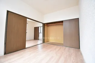 グランデール拾参番館【103号室】の寝室