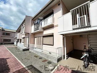 大阪府堺市西区草部【アパート】の外観