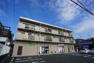 半田山ハイツA棟【3階】の外観