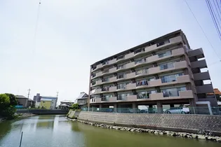 フェリス南平【5階】の外観