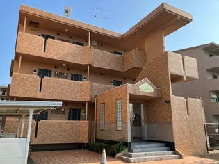 Chamomile【2階】の外観