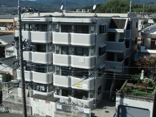 セルシオI【4階】の外観