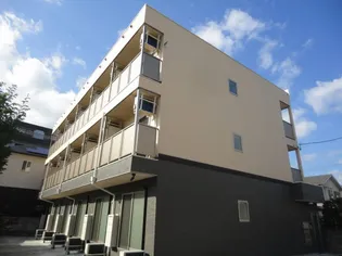 エストレビータ【105号室】の外観