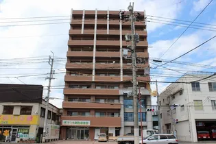 ウィンディア楽々園【5階】の外観