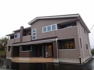 グローリアス【1階】の外観