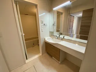 フローラル五月が丘 B棟【102号室】の内装