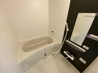 フローラル五月が丘 B棟【102号室】の風呂