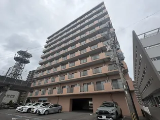 ステーションコートの画像