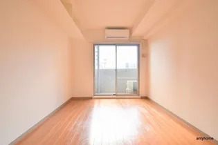 マインズコム新北野【3階】の居間