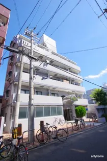 メゾンドシュルヴィー【5階】の外観