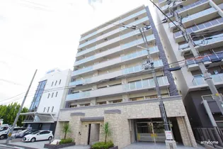 大阪府吹田市南吹田5丁目【マンション】の外観