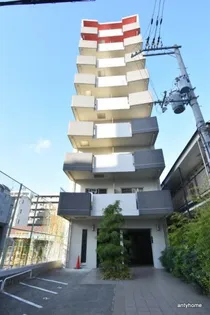 大阪府吹田市垂水町3丁目【マンション】の外観