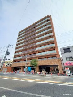 プレジオ吹田【3階】の外観