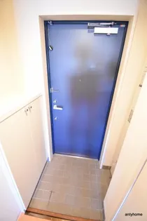 マインズ・コム新北野【5階】の玄関