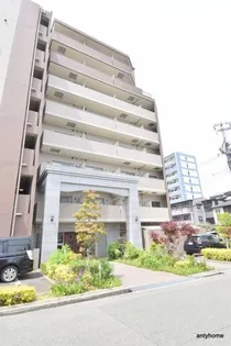 ルミネソレイユ江坂【3階】の外観