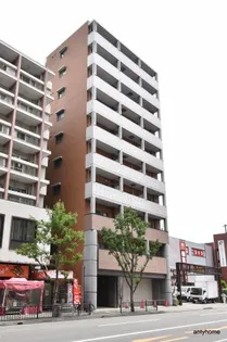 プルミエール江坂【6階】の外観