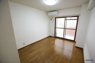 センチュリー新大阪【4階】の寝室