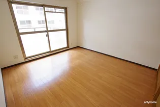 エクセレント上新12【4階】の居間