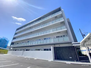 ベルエール江坂【4階】の外観