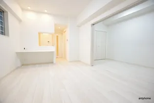 ORSUS新大阪【6階】の居間