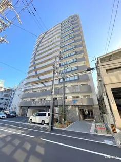 セレニテ本町東リアン【4階】の外観