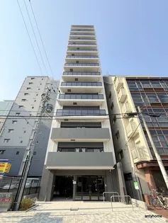 コンフォリア・リヴ北浜平野町【13階】の外観